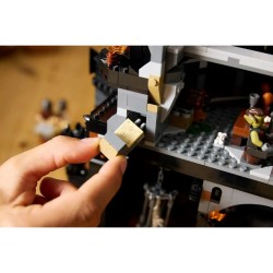 Jogo de Construção Lego ICONS 10333 The Lord of the Rings: Barad-dûr 5471 Peças