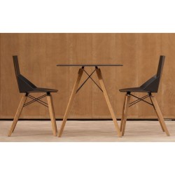 Table à manger Vondom Faz Wood plateau carré blanc et pieds chêne blanchis