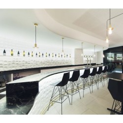 banqueta alta com 2 pacotes FAZ Vondom ecru e metal com braços