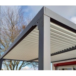 Pergola Bioclimatique Habrita aluminium anthracite 10,80 m2 et Toit avec lames écru
