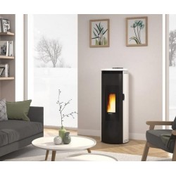 Estufa de pellets La Nordica Extraflame Amika 8kW impermeable ventilada Negro