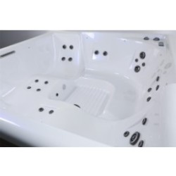 Square NetSpa Wave Spa acrilico 5 posti spa