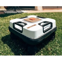 Ambrogio Cube Elite 4WD 3500m2 Robot Lawn Mower for slopes