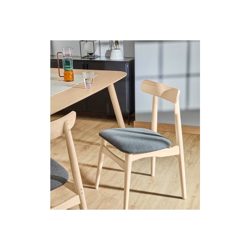 Set of 4 May VeryForma Natural Solid Wood Chairs and Wood Legs Set of 4 May VeryForma Natural Solid Wood Chairs and Wood Legs