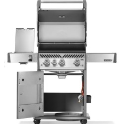 Napoleon Rogue® PRO 425 BB SIZZLE ZONE™ gas barbecue and 4 burners, one of which is lateral