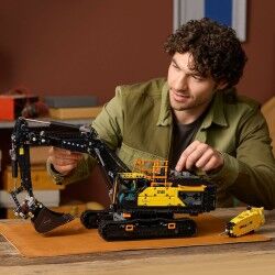 Construction set Lego 42215 Volvo EC500 Hybrid Excavator 2359 Pieces