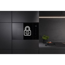 Microwave with Grill Hisense Black 900 W 25 L