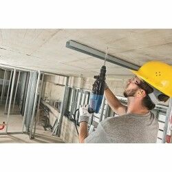 Martelo perfurador BOSCH GBH 2-26F Professional 830 W